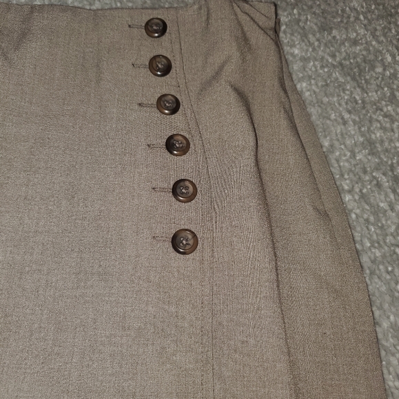 Skirt - Picture 3 of 4